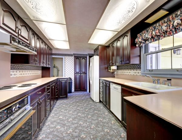 Kitchen Carpet Installation in San Clemente